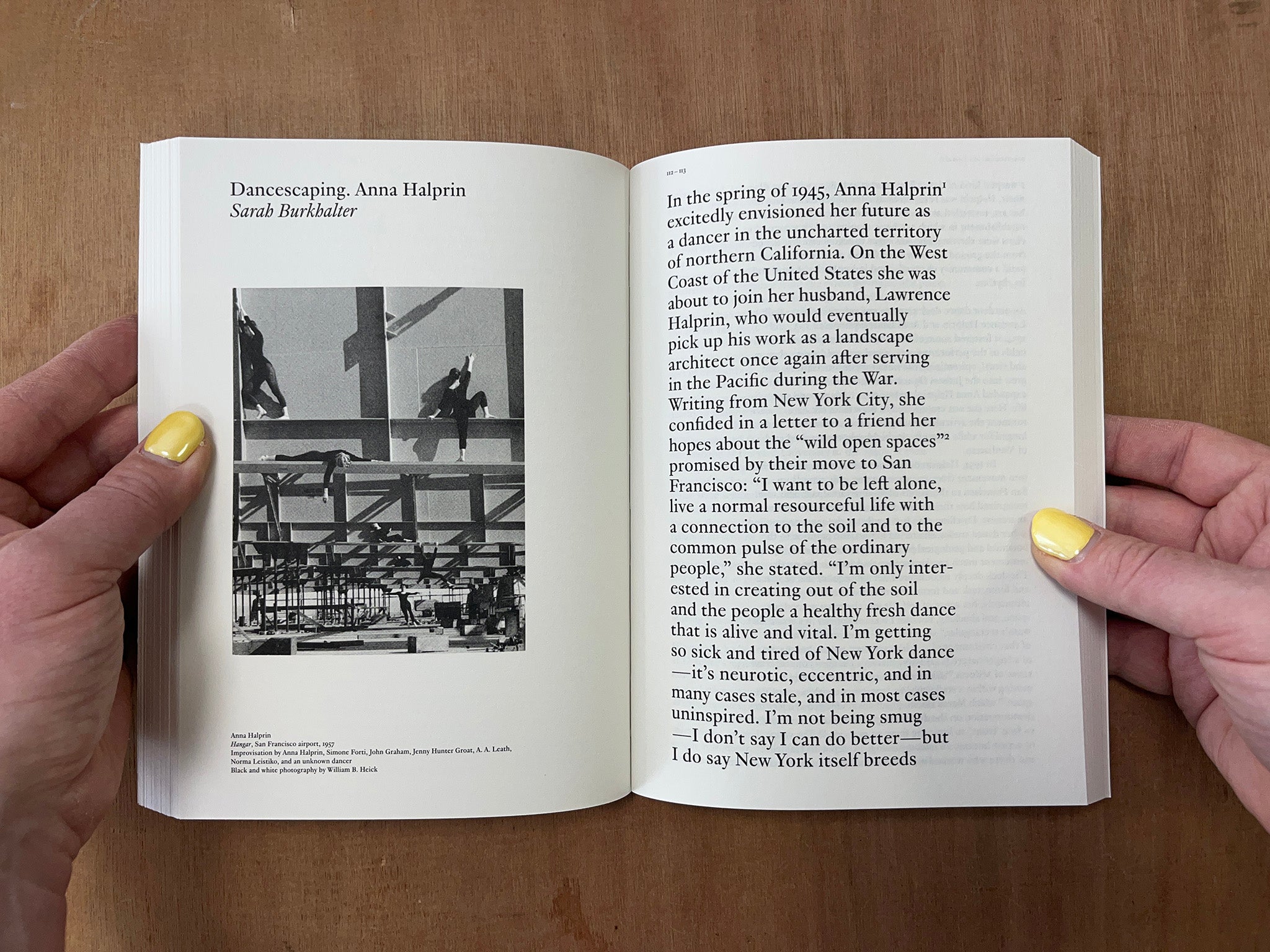 SPACESCAPES – DANCE & DRAWING SINCE 1962 by Sarah Burkhalter & Laurence Schmidlin (Eds.)