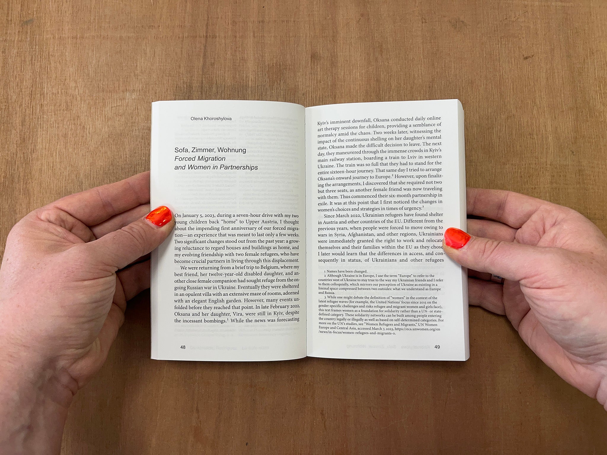 STANDPOINT AUTOTHEORY: WRITING EMBODIED EXPERIENCES AND RELATIONAL ARTISTIC PRACTICES