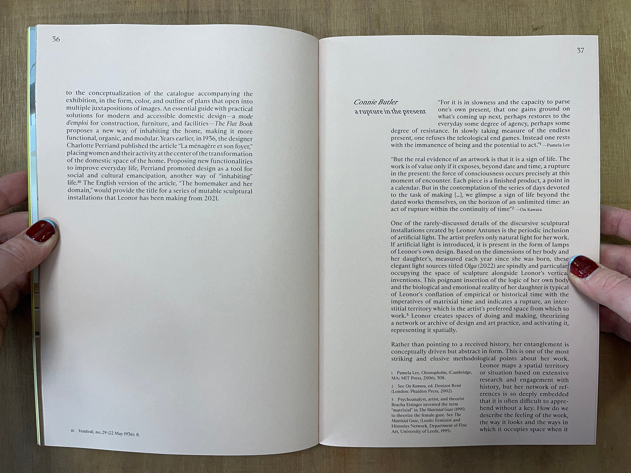 THE CONSTANT INEQUALITY OF LEONOR'S DAYS by Leonor Antunes