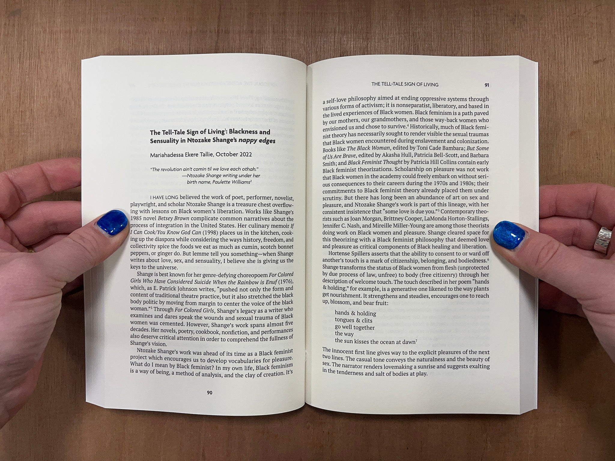 THE WEIRD SISTER COLLECTION: WRITING AT THE INTERSECTIONS OF FEMINISM, LITERATURE, AND POP CULTURE Edited by Marisa Crawford