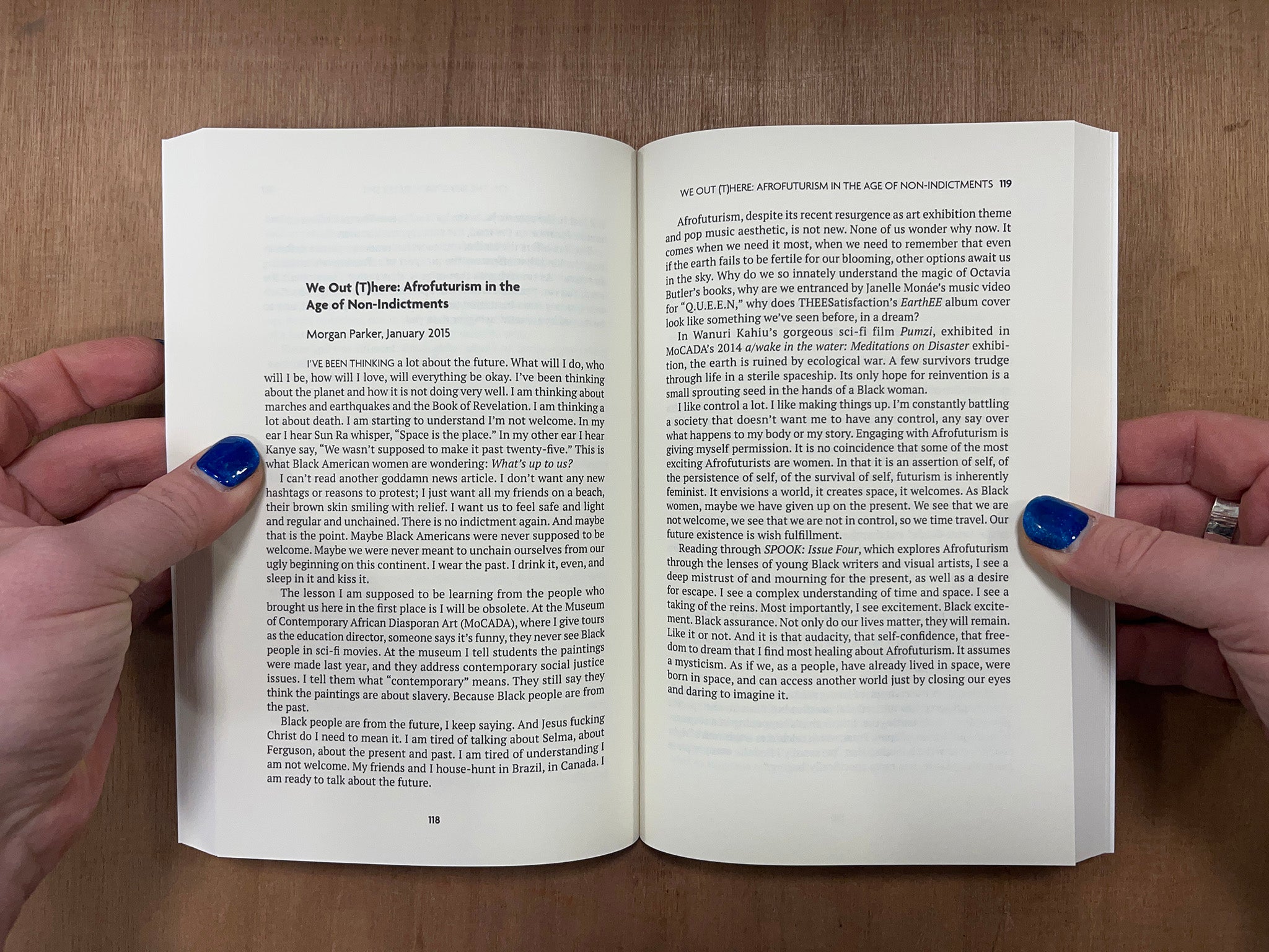 THE WEIRD SISTER COLLECTION: WRITING AT THE INTERSECTIONS OF FEMINISM, LITERATURE, AND POP CULTURE Edited by Marisa Crawford