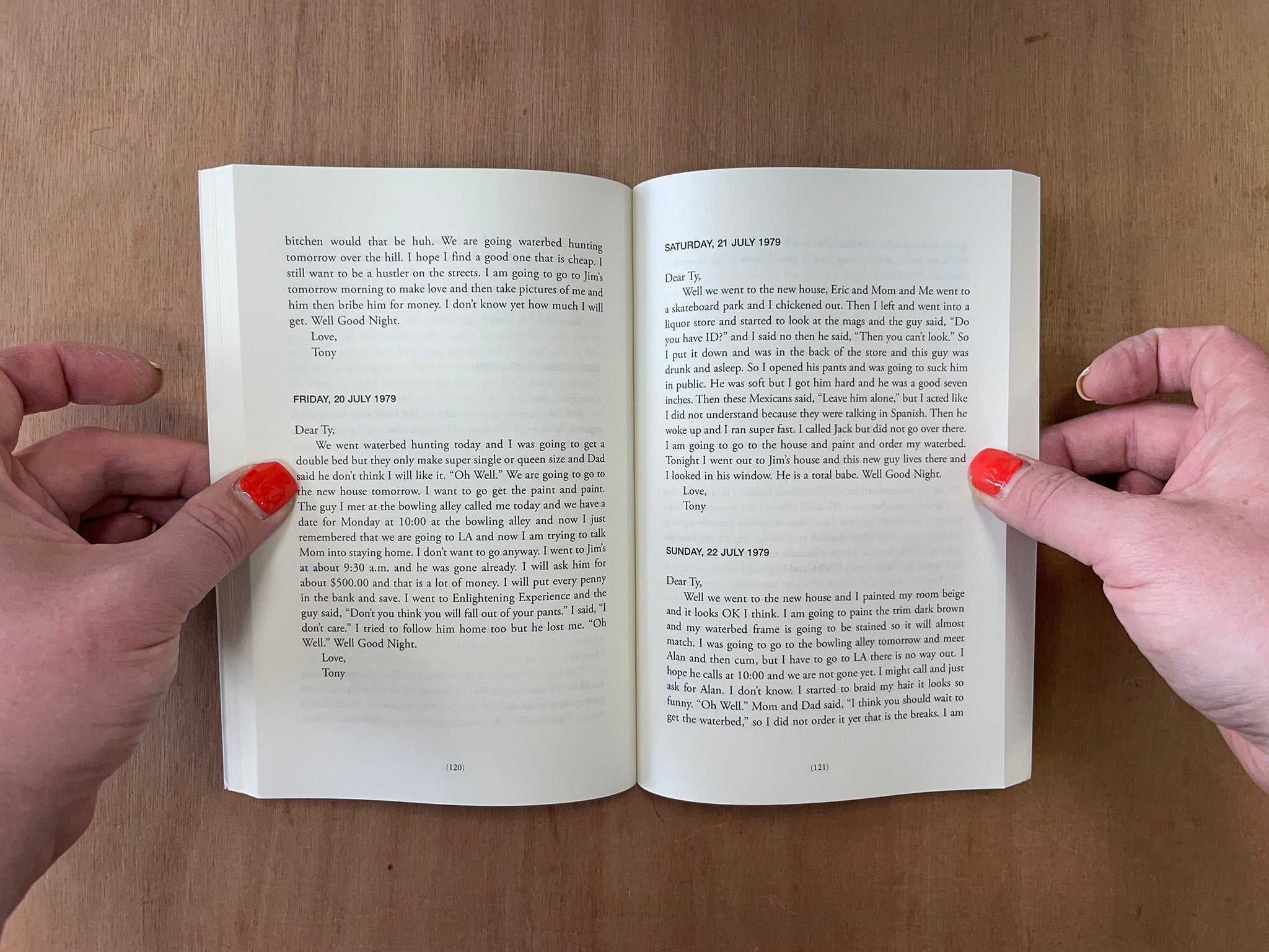 Sean Delear I COULD NOT BELIEVE IT: THE 1979 TEENAGE DIARIES OF SEAN DELEAR Ed. by ...