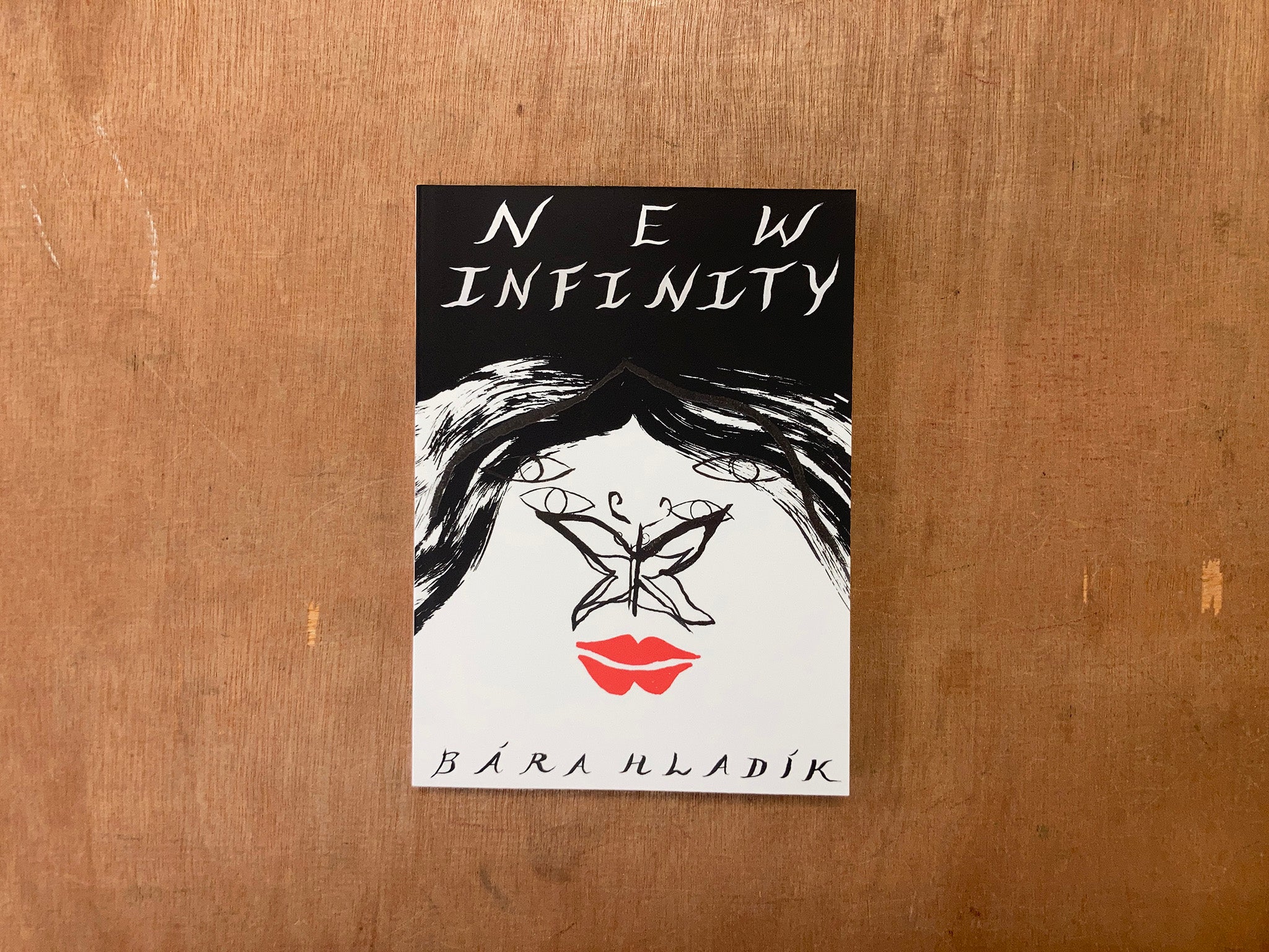 NEW INFINITY by Bára Hladík