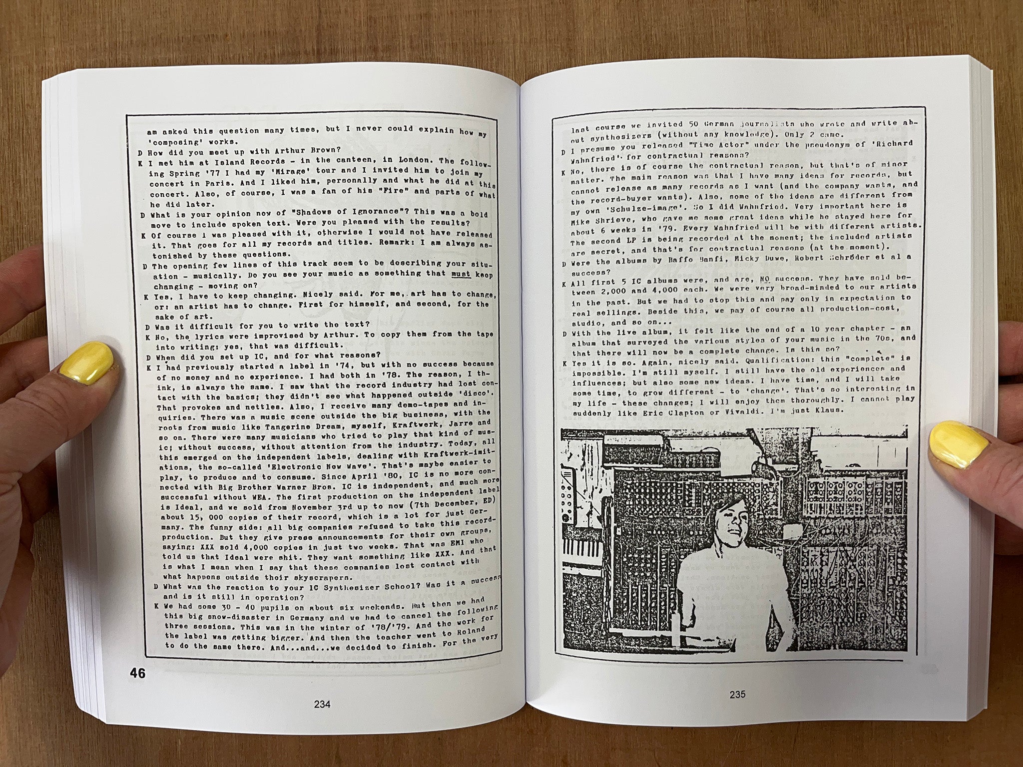 NEUMUSIK – THE COMPLETE EDITION by David Elliott (Ed.)