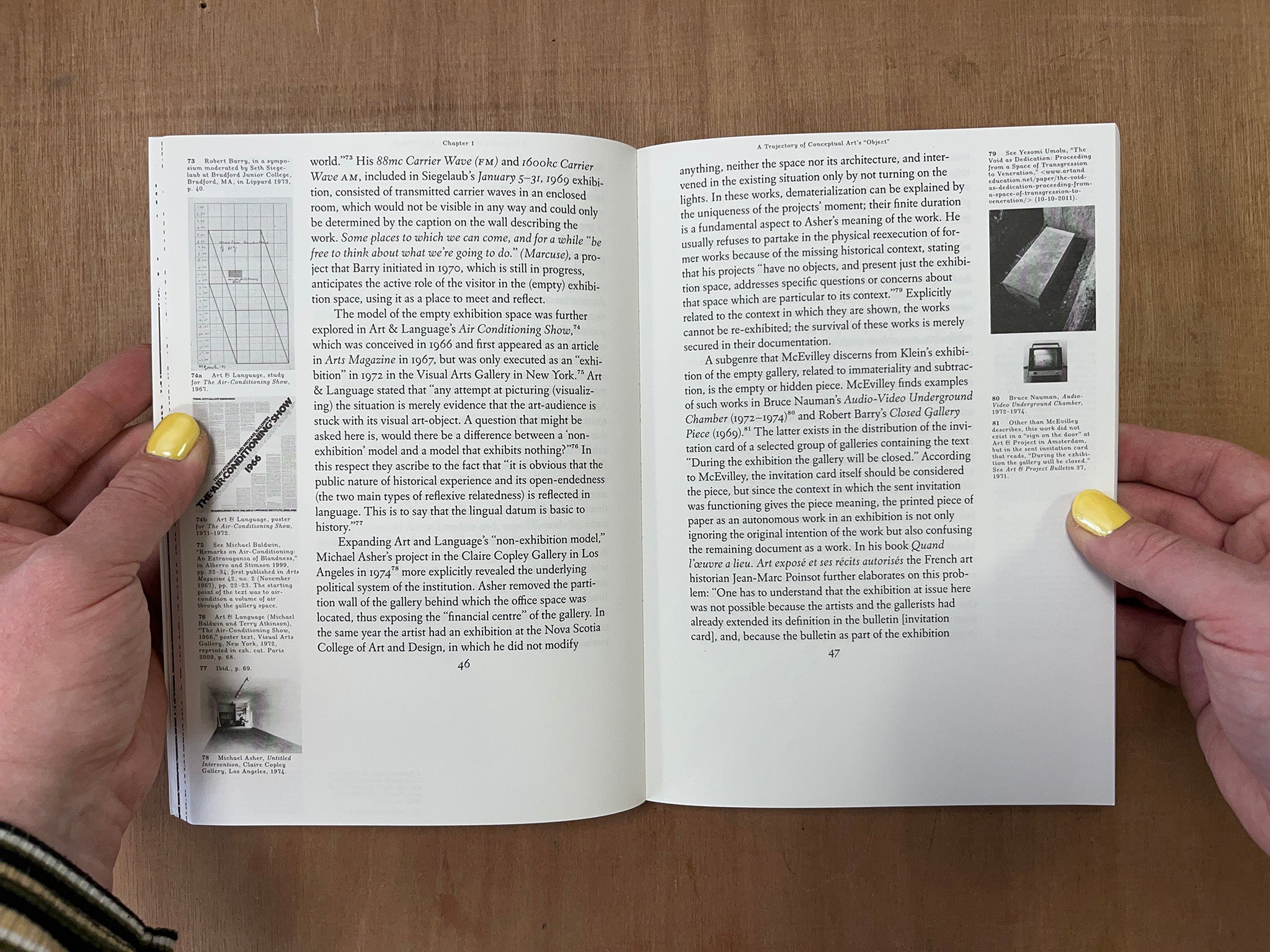 CONCEPTUAL ART IN A CURATORIAL PERSPECTIVE: BETWEEN DEMATERIALIZATION AND DOCUMENTATION by Nathalie Zonnenberg