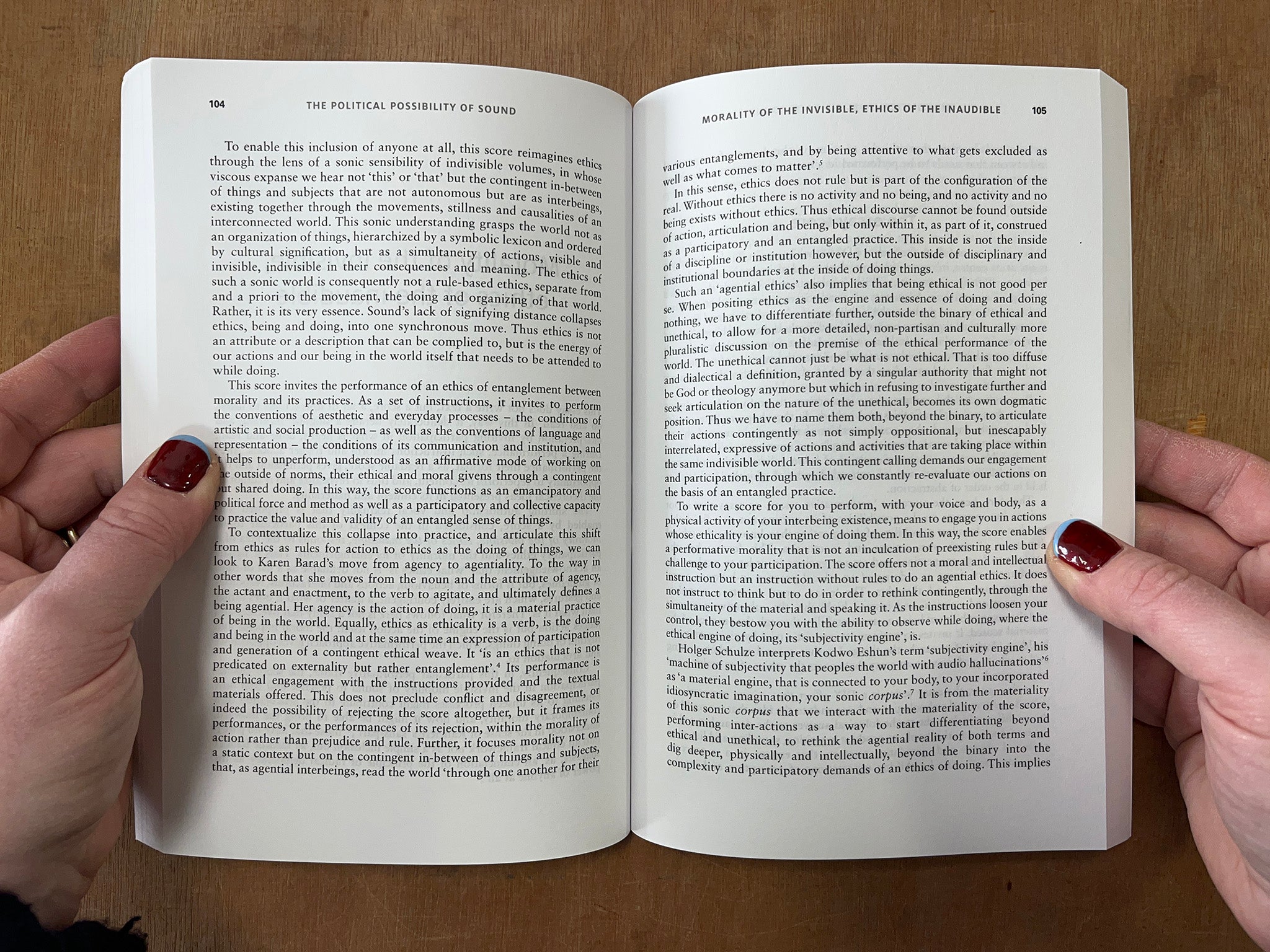 THE POLITICAL POSSIBILITY OF SOUND: FRAGMENTS OF LISTENING by Salomé Voegelin