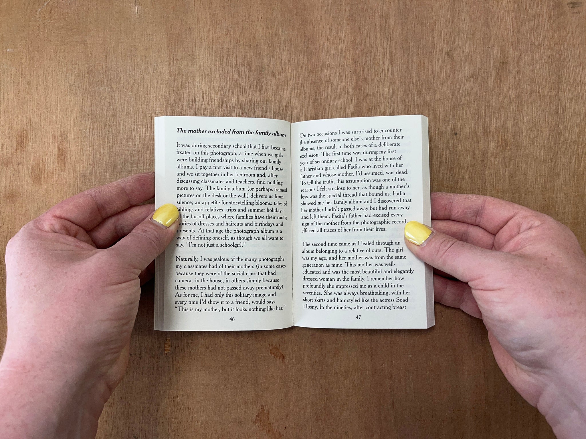 HOW TO MEND – MOTHERHOOD AND ITS GHOSTS by Iman Mersal