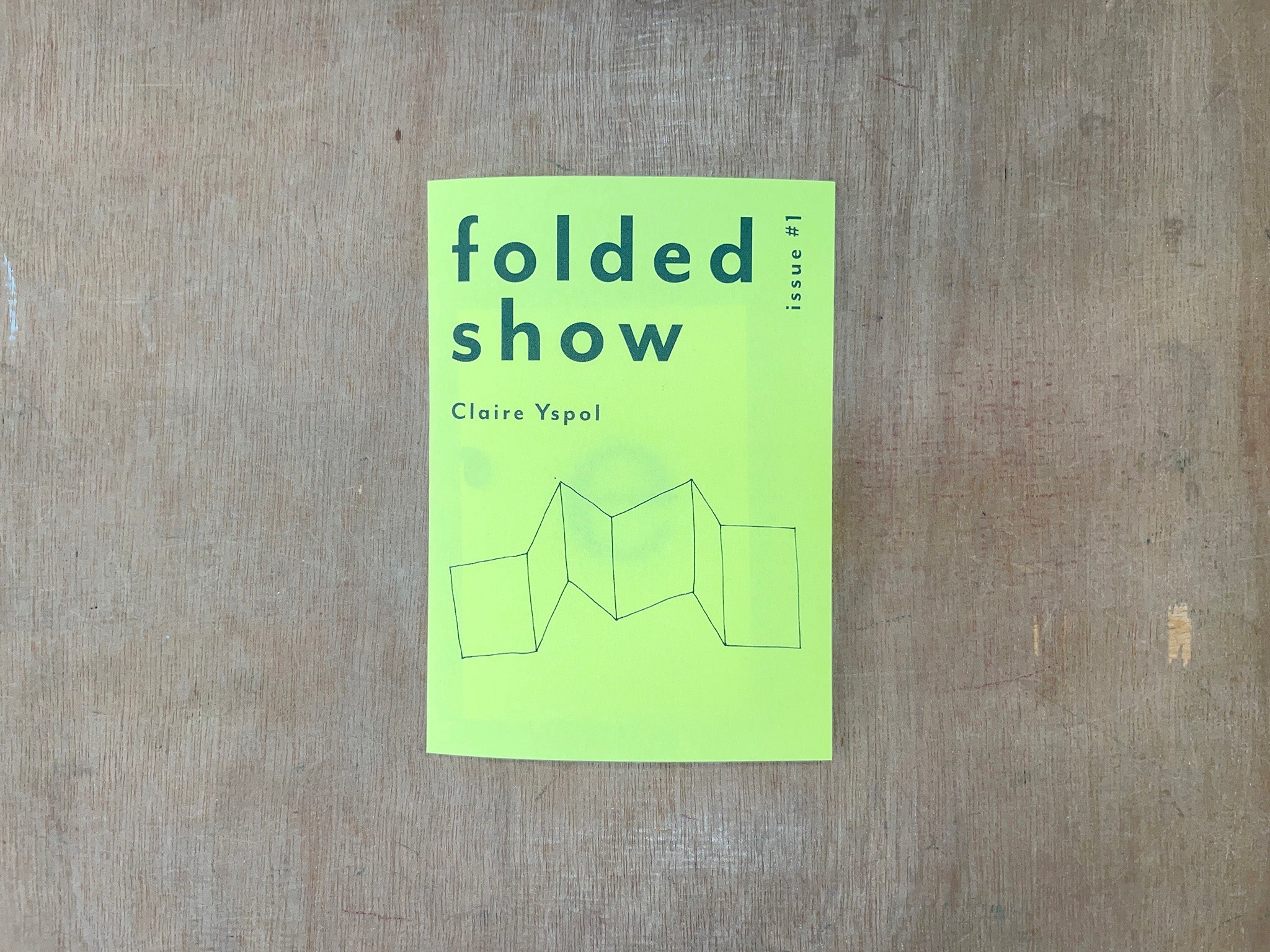 FOLDED SHOW by Claire Yspol