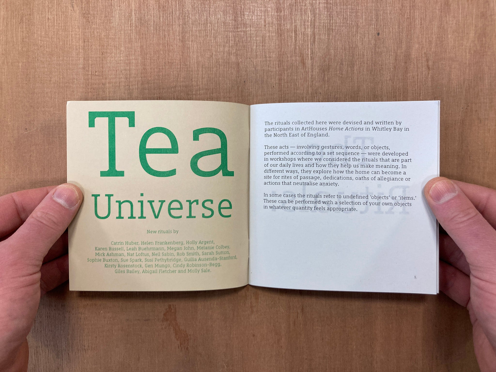 TEA UNIVERSE by Various Artists