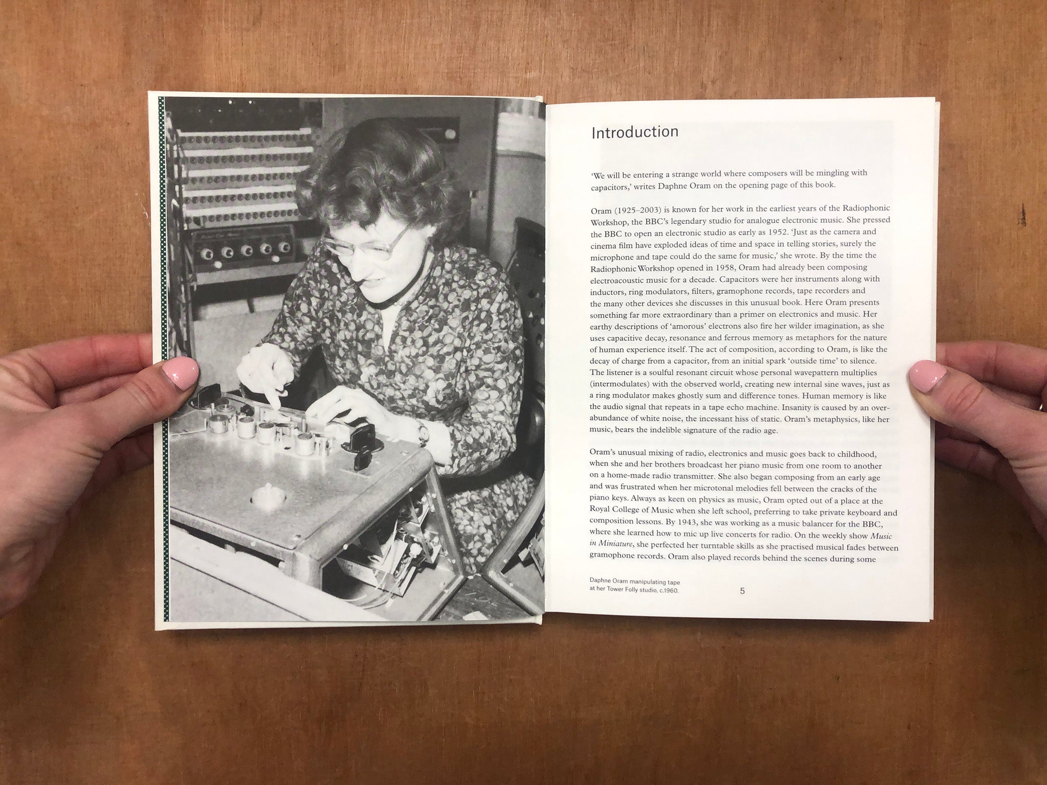 DAPHNE ORAM: AN INDIVIDUAL NOTE OF MUSIC, SOUND AND ELECTRONICS