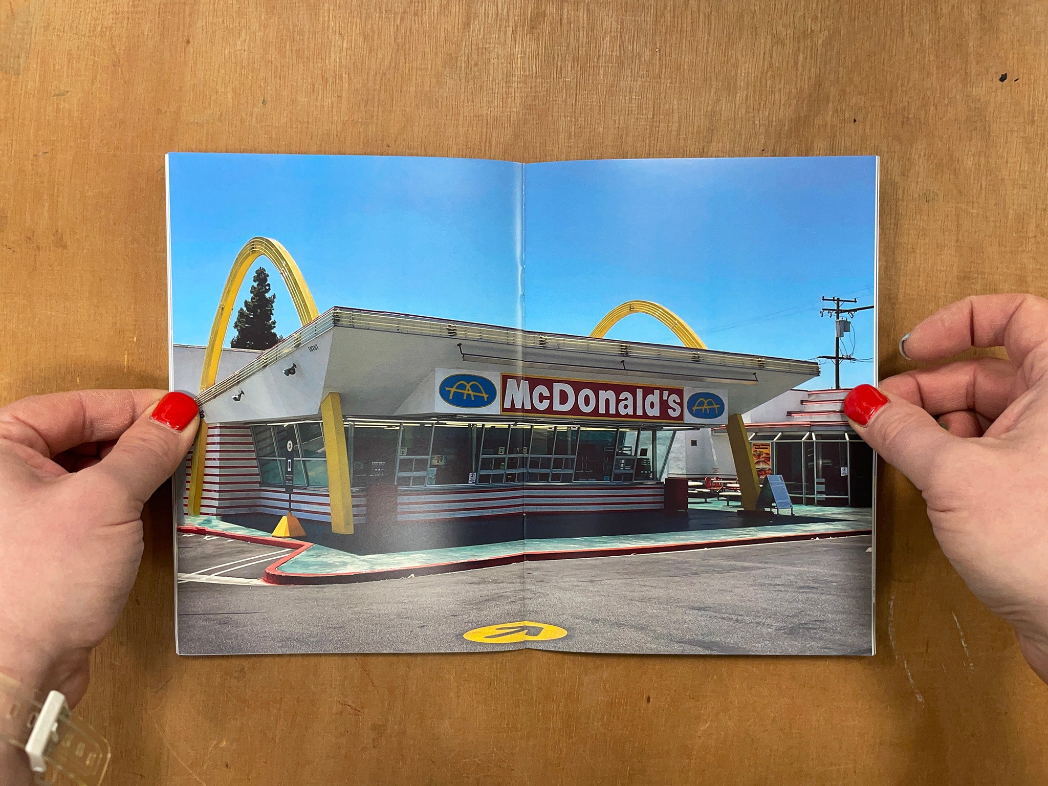 L.A. SIGNS ZINE SERIES VOL 1: RESTAURANTS by Paul Price